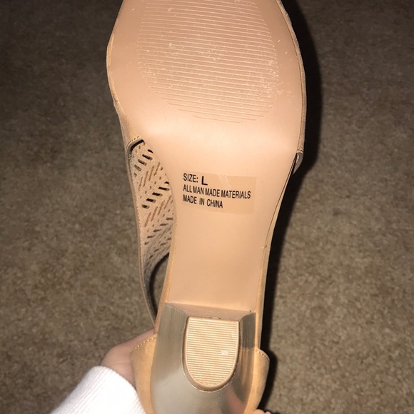 Shoes - Picture 7 of 7